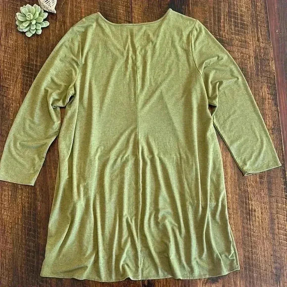 LIV by Habitat Clothes | “Audrey” Pintuck Tunic, Heather Olive Green - Picture 2 of 8